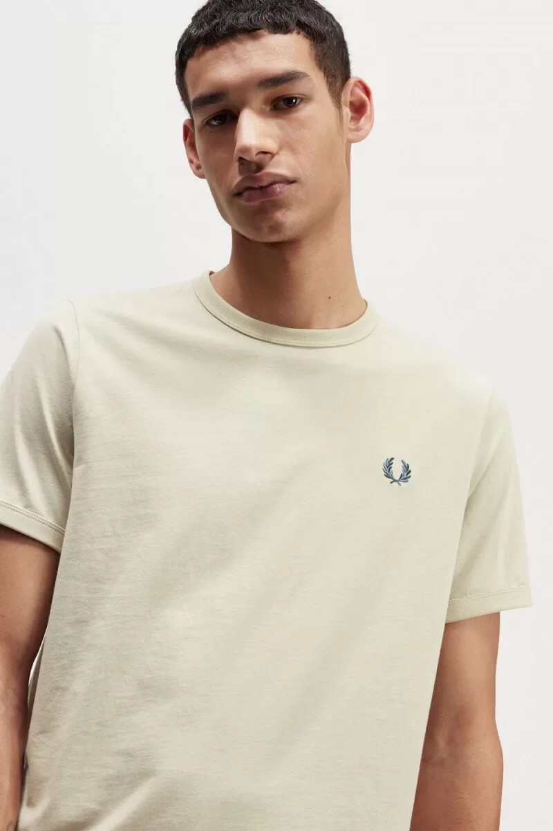 camiseta fred perry ringer para hombre color menta claro