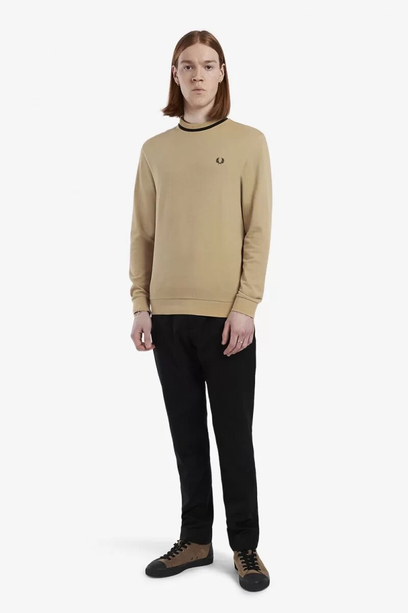 camiseta de piqué de manga larga fred perry para hombre color caqui