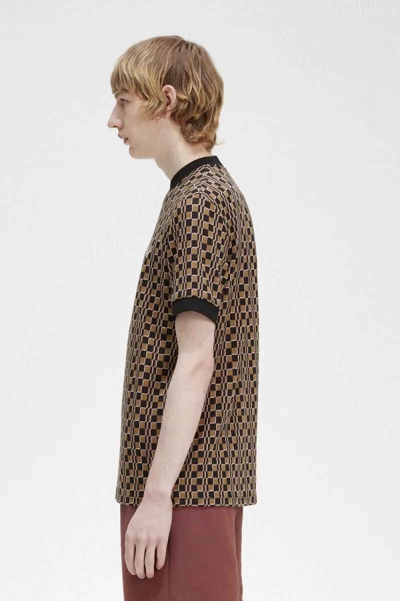 camiseta fred perry glitch chequerboard para hombre color marrón y azul marino