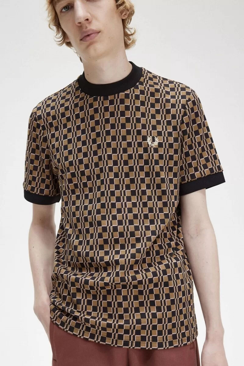 camiseta fred perry glitch chequerboard para hombre color marrón y azul marino