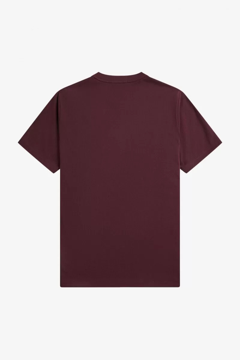 camiseta bordada fred perry para hombre color sangre de buey