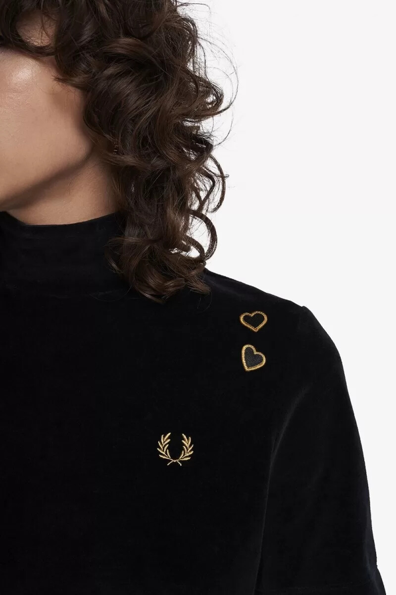 camiseta de terciopelo fred perry para mujer negra