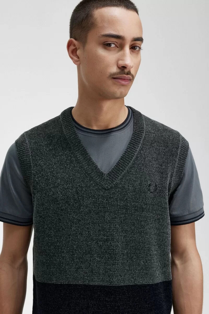 camiseta fred perry colour block chenille para hombre color verde campo