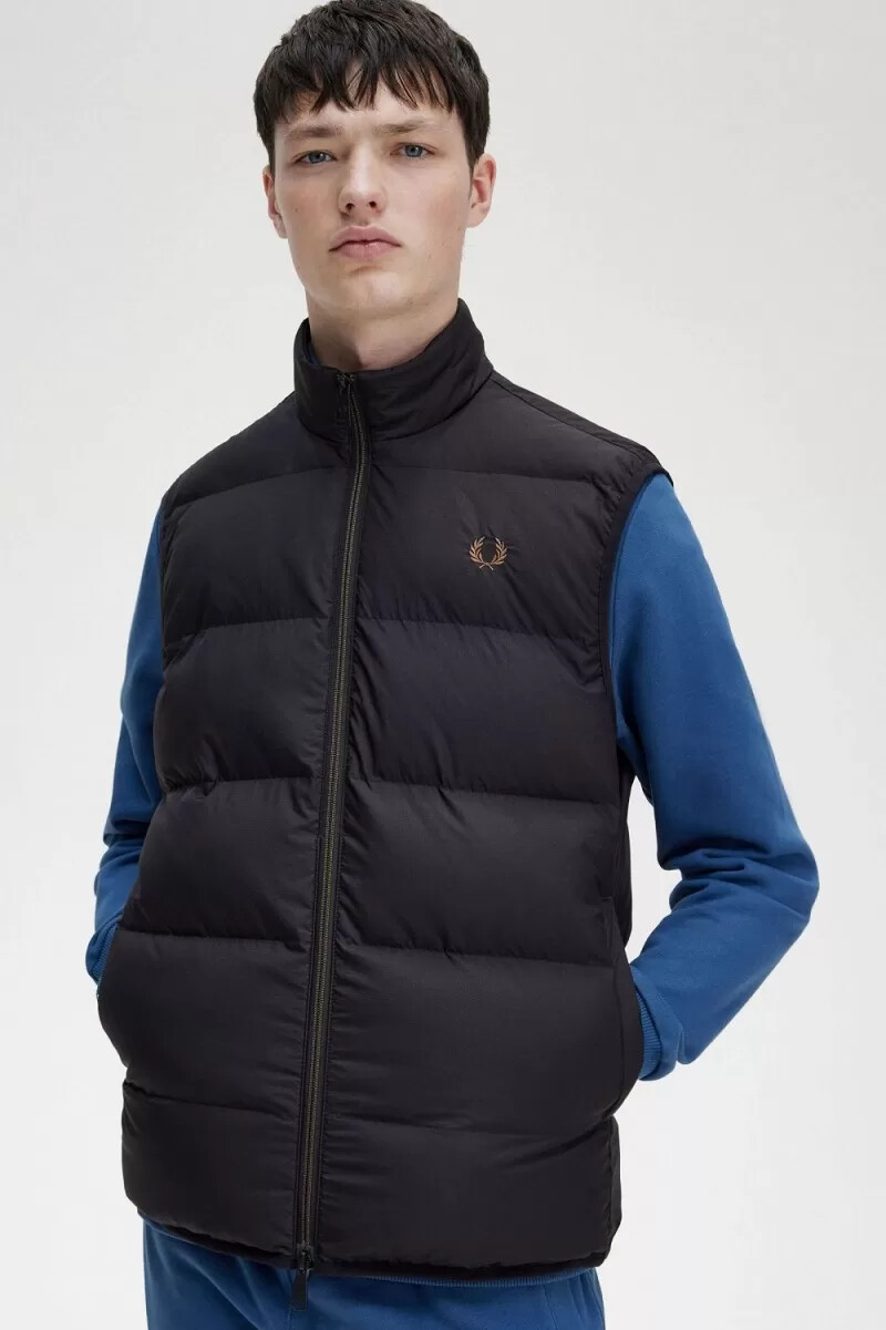 chaleco aislante fred perry para hombre color negro