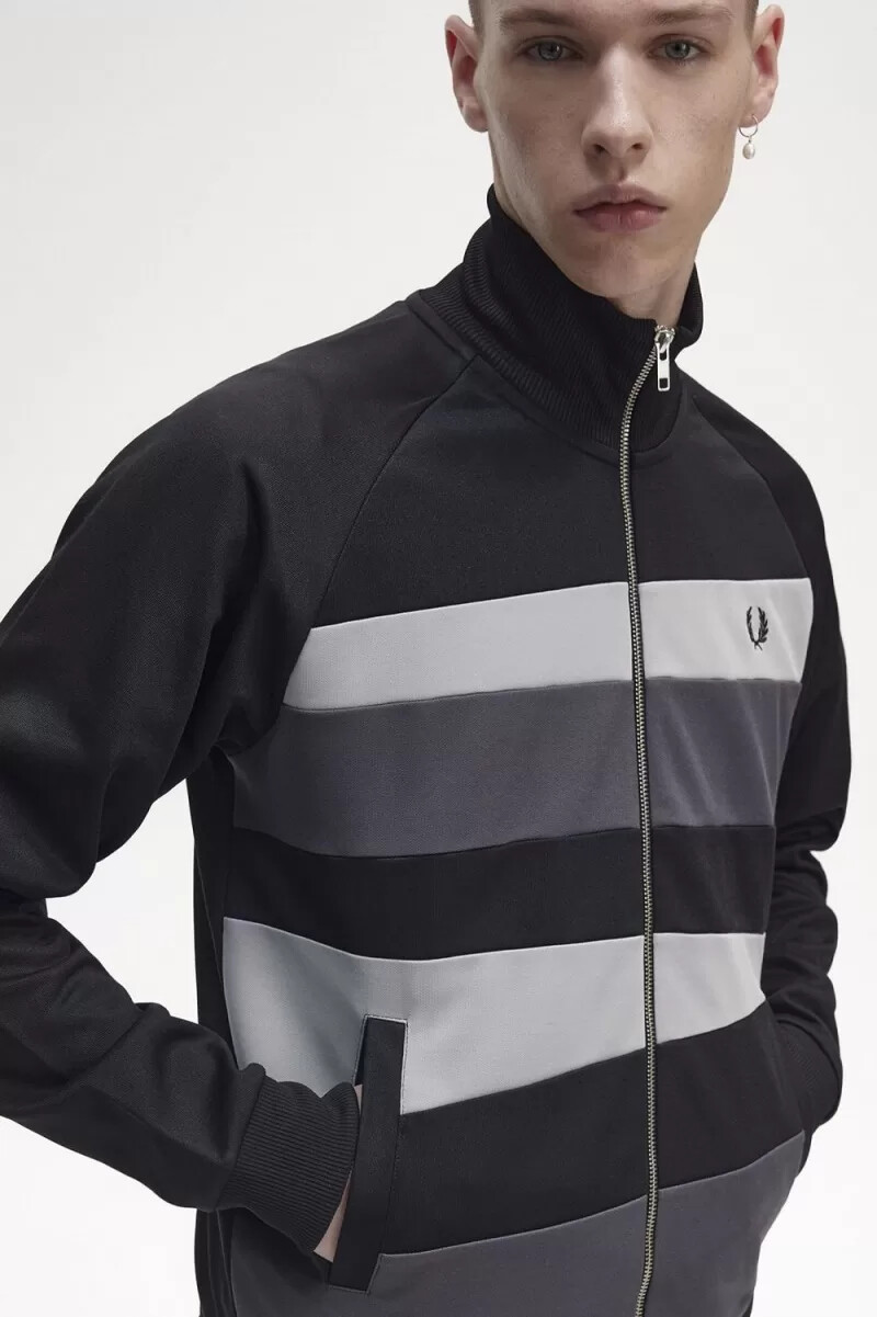 chaqueta deportiva fred perry con paneles en contraste para hombre color negro