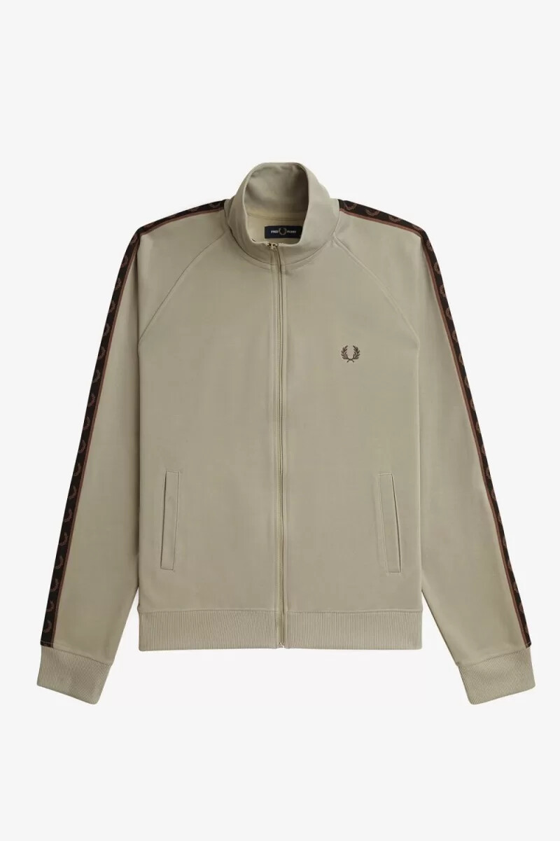 chaqueta deportiva fred perry con cinta en contraste para hombre gris cálido y rojo oscuro