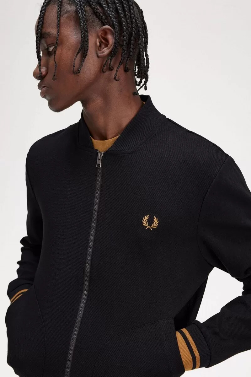 chaqueta deportiva fred perry con detalle de ribete para hombre color negro