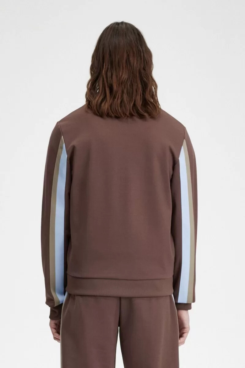 chaqueta deportiva con cuello y detalle de cinta de fred perry para hombre color rojo oscuro