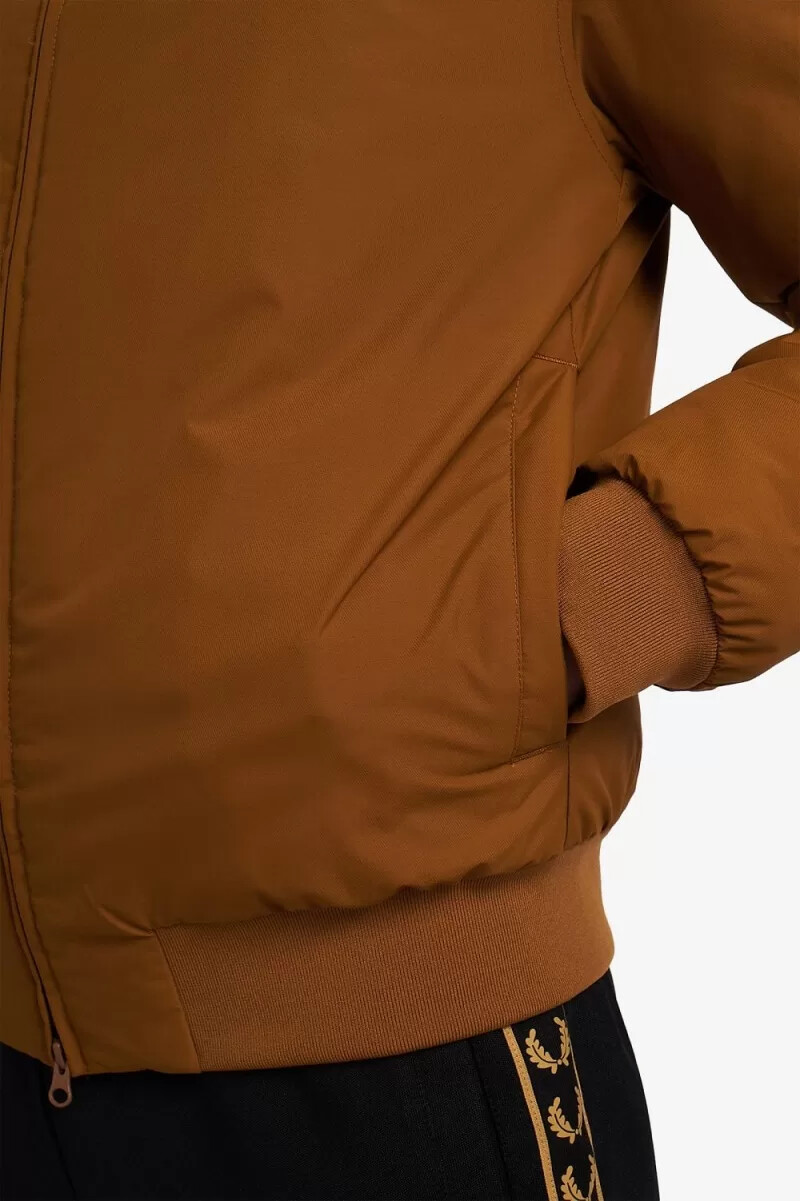 chaquetas fred perry acolchadas con capucha brentham para hombre color café oscuro