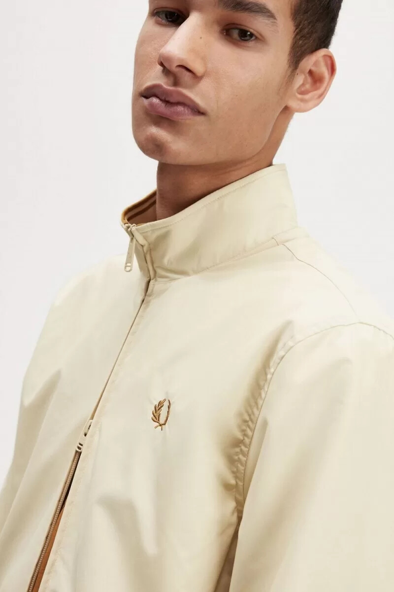 chaquetas fred perry brentham para hombre color avena