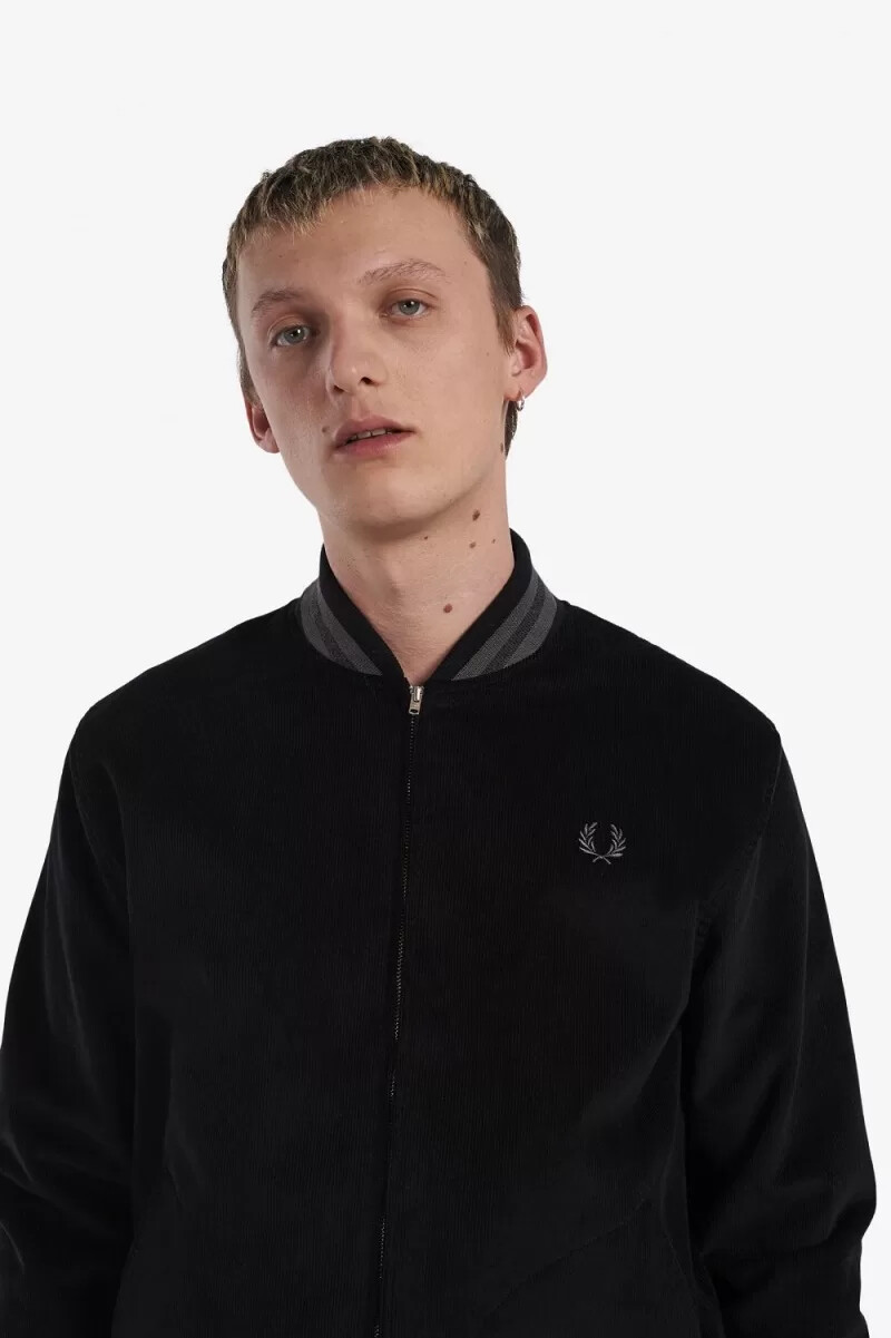 chaqueta bomber de tenis fred perry needlecord para hombre color negro