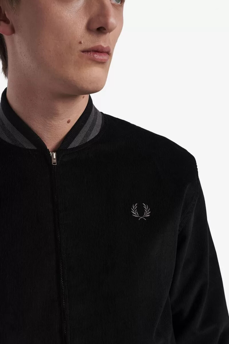 chaqueta bomber de tenis fred perry needlecord para hombre color negro