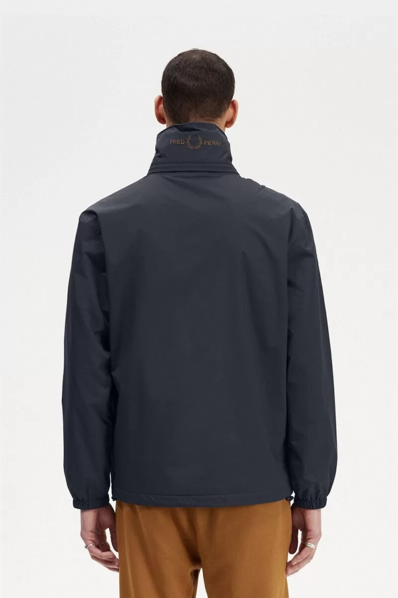 chaqueta fred perry con bolsillo de parche y cremallera para hombre color azul marino