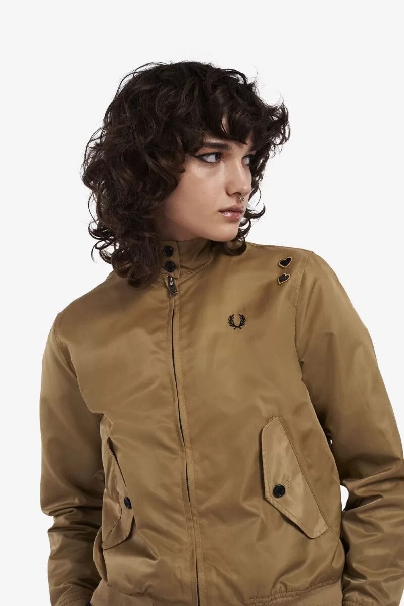 chaquetas fred perry con forro estampado y cremallera para mujer color verde