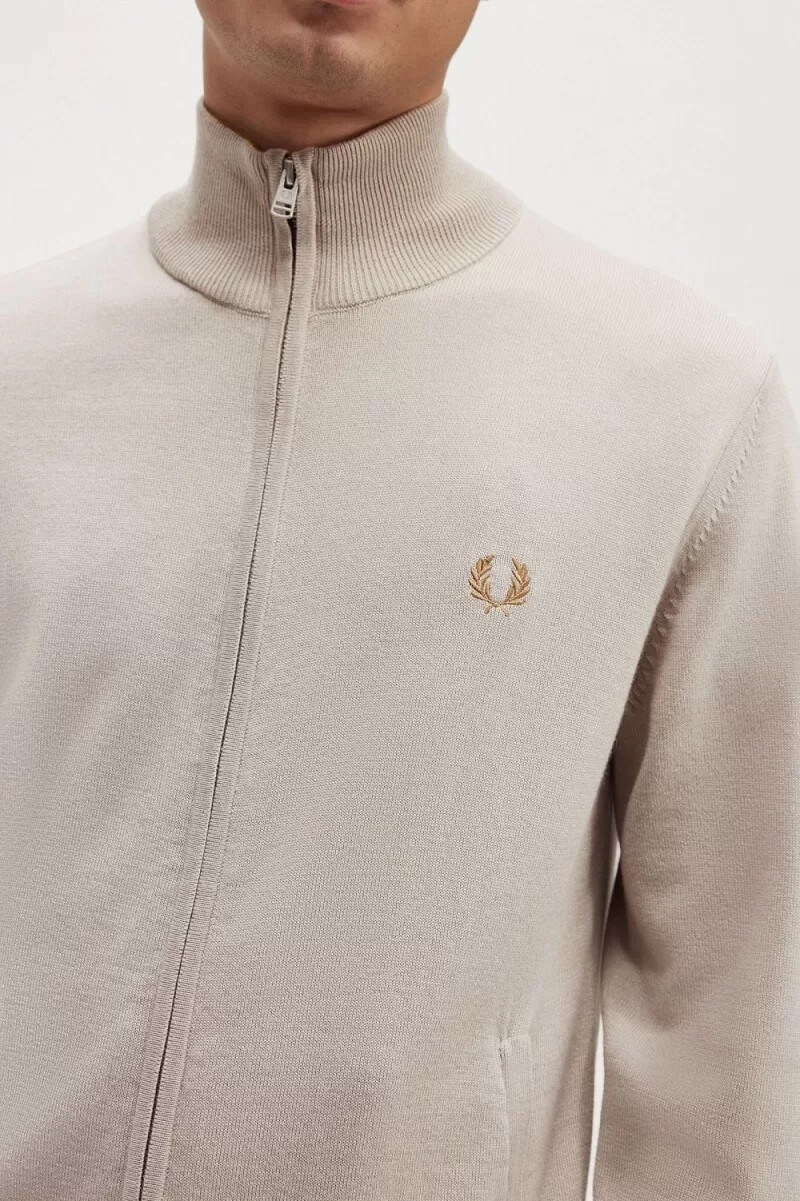 cárdigan fred perry zip through para hombre en color avena oscuro