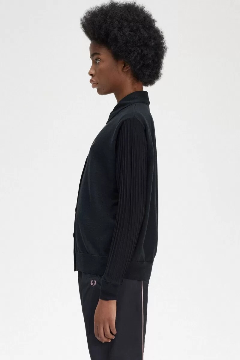 cárdigan fred perry con mangas transparentes para mujer color negro