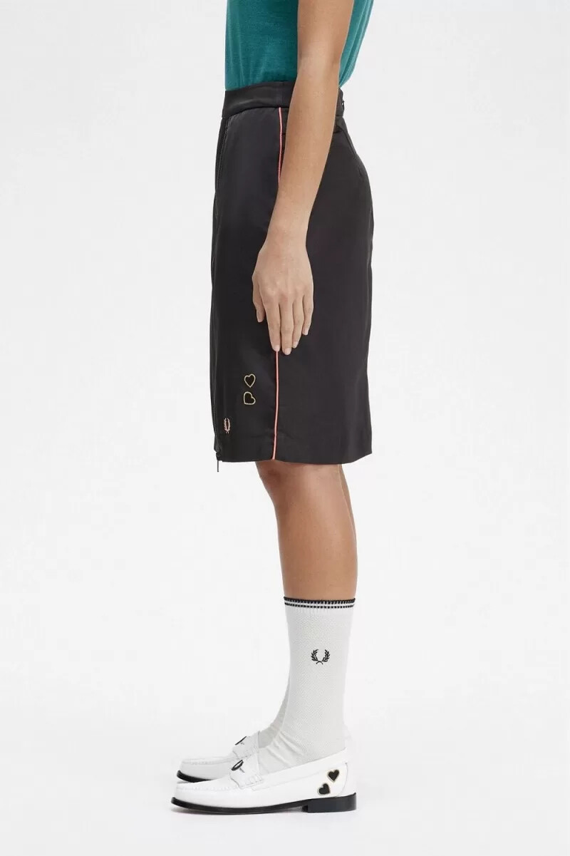 faldas negras con detalle de cremallera para mujer de fred perry