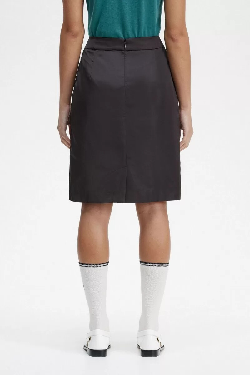faldas negras con detalle de cremallera para mujer de fred perry