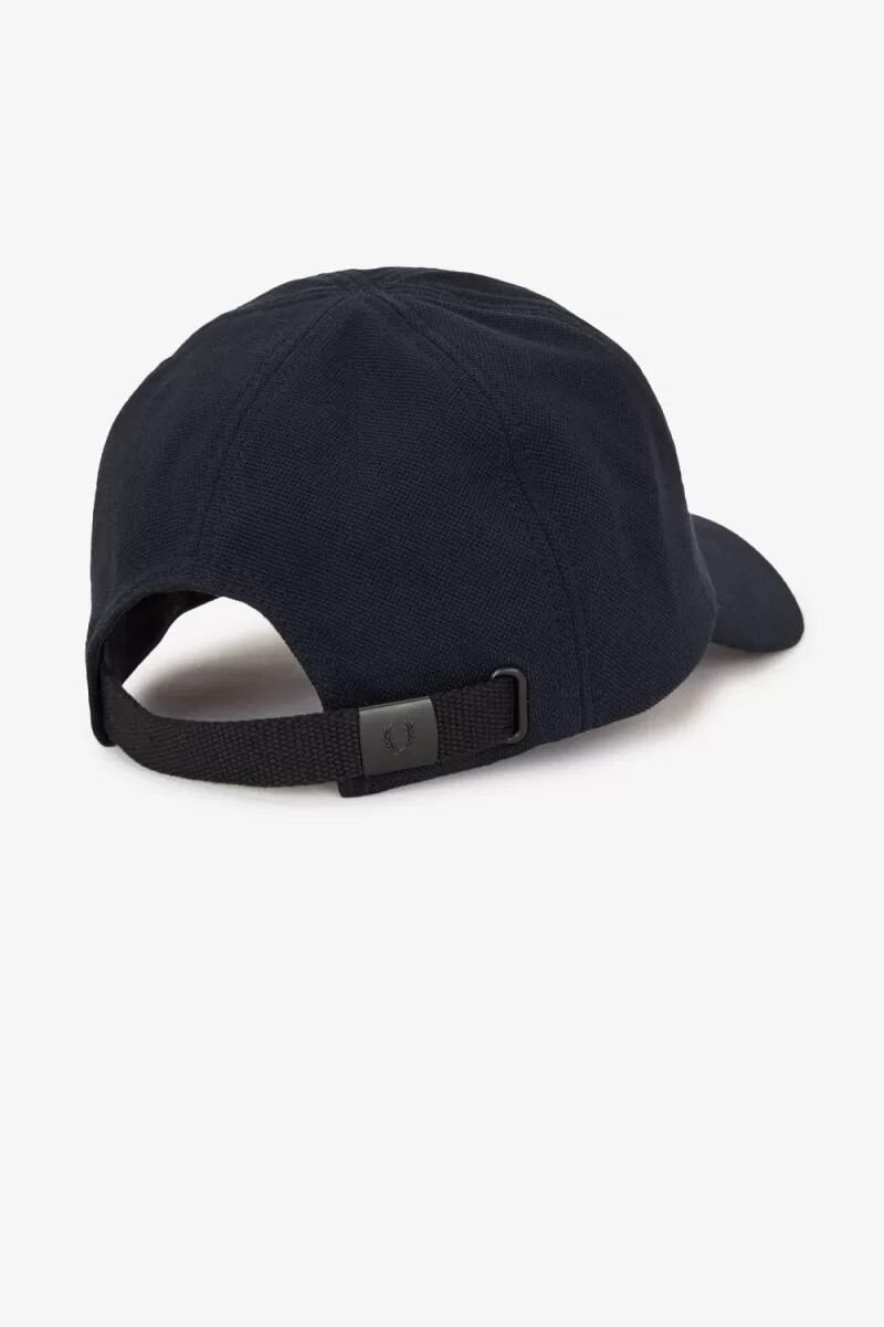 gorras clásicas de piqué fred perry para hombre color azul marino y blanco nieve
