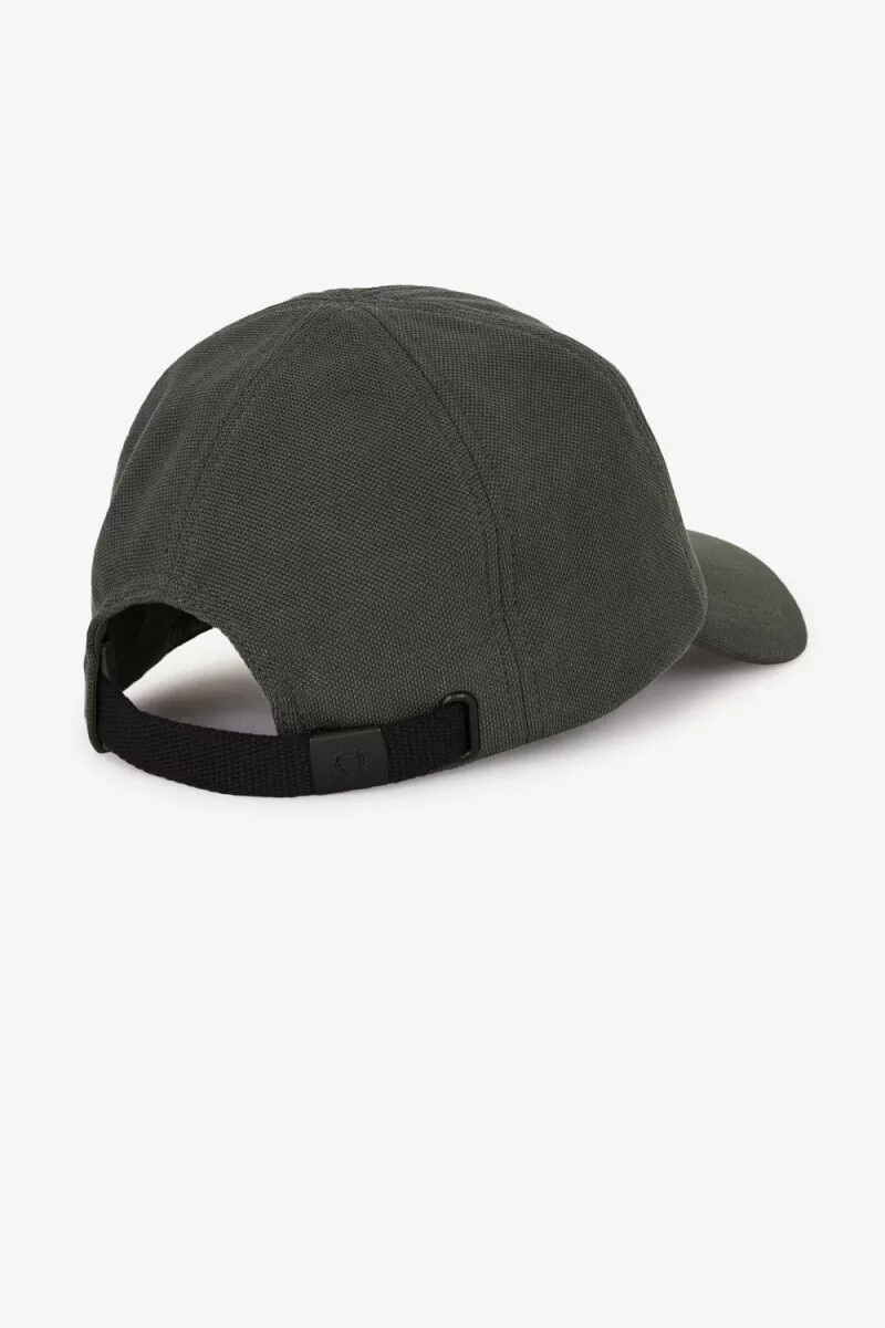 gorras clásicas de piqué fred perry para hombre color verde campo y avena