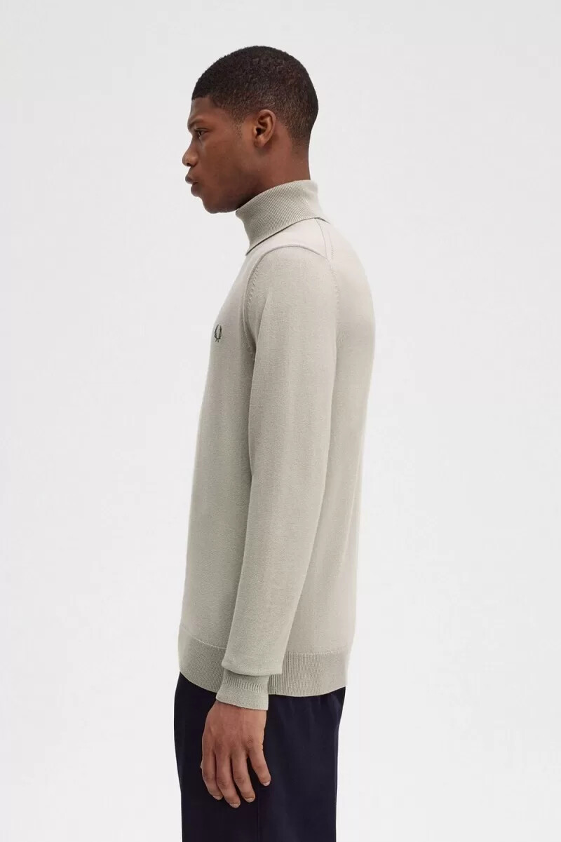 jersey fred perry de cuello alto para hombre en color avena oscuro