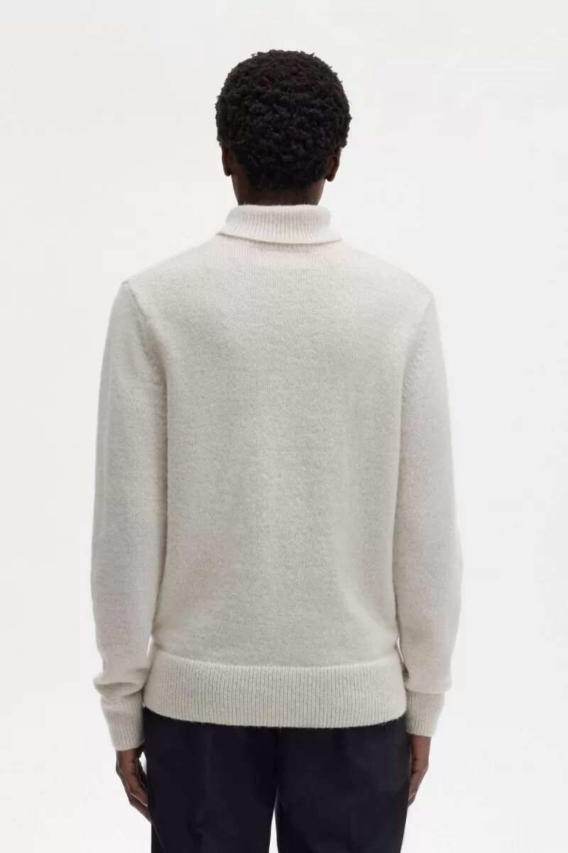 jersey de cuello alto fred perry para hombre en beige