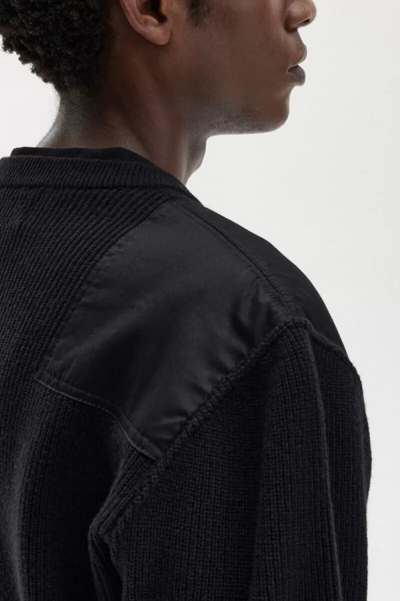 jersey negro estampado para hombre de fred perry