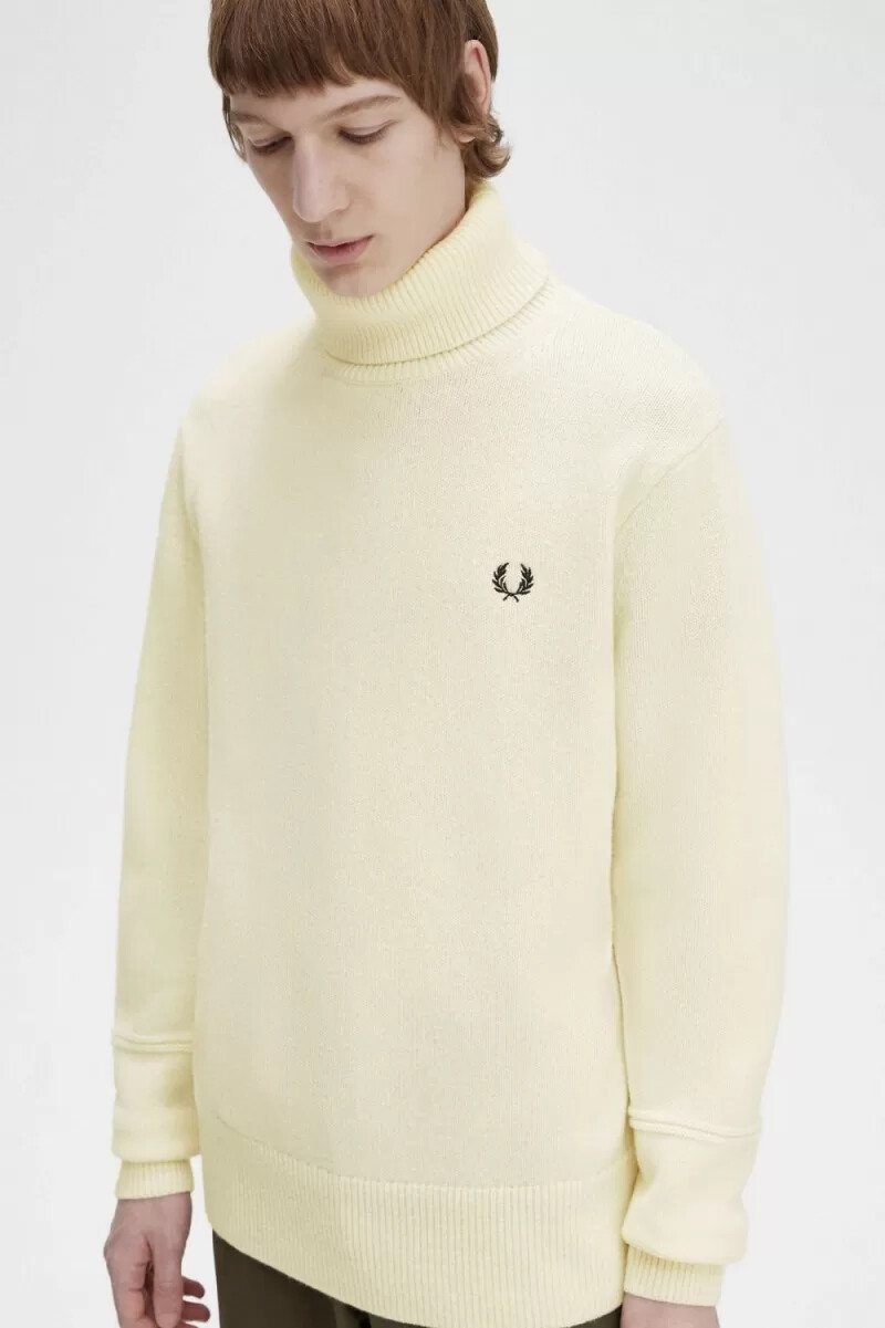 jersey de punto con cuello alto fred perry para hombre en beige