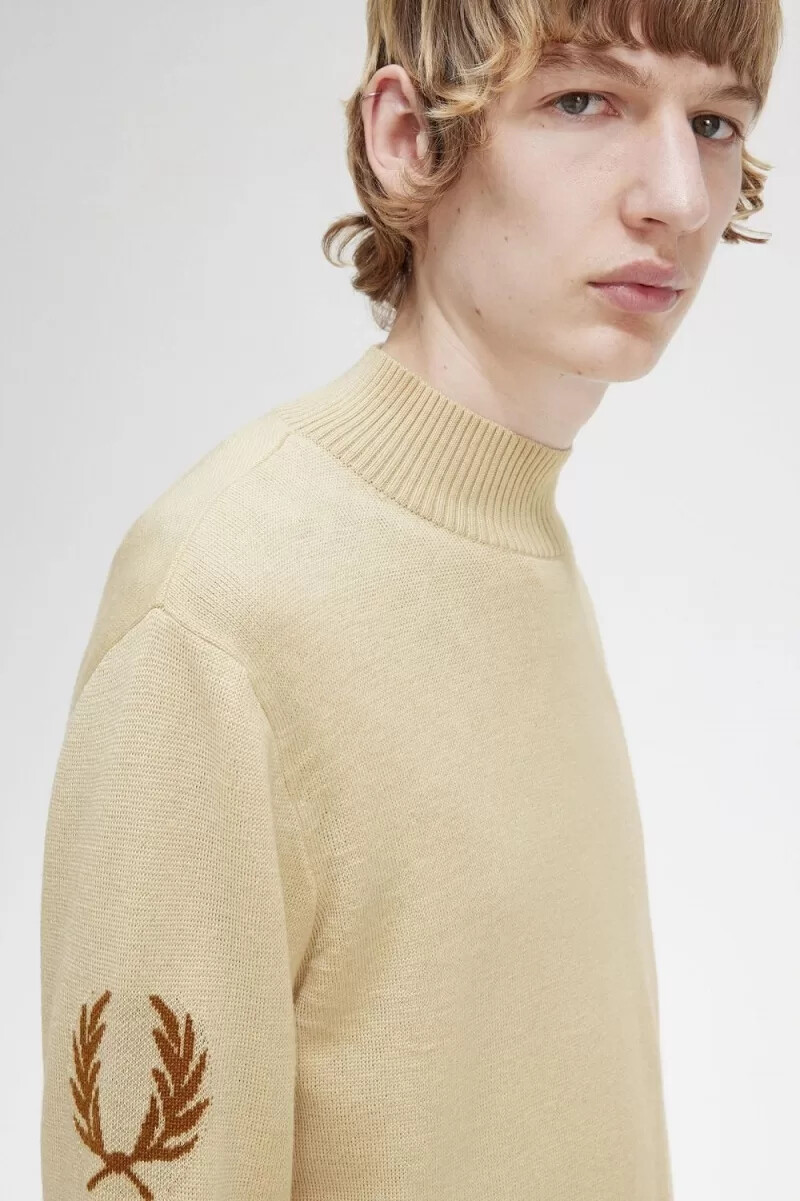jersey fred perry laurel wreath de cuello alto para hombre color avena