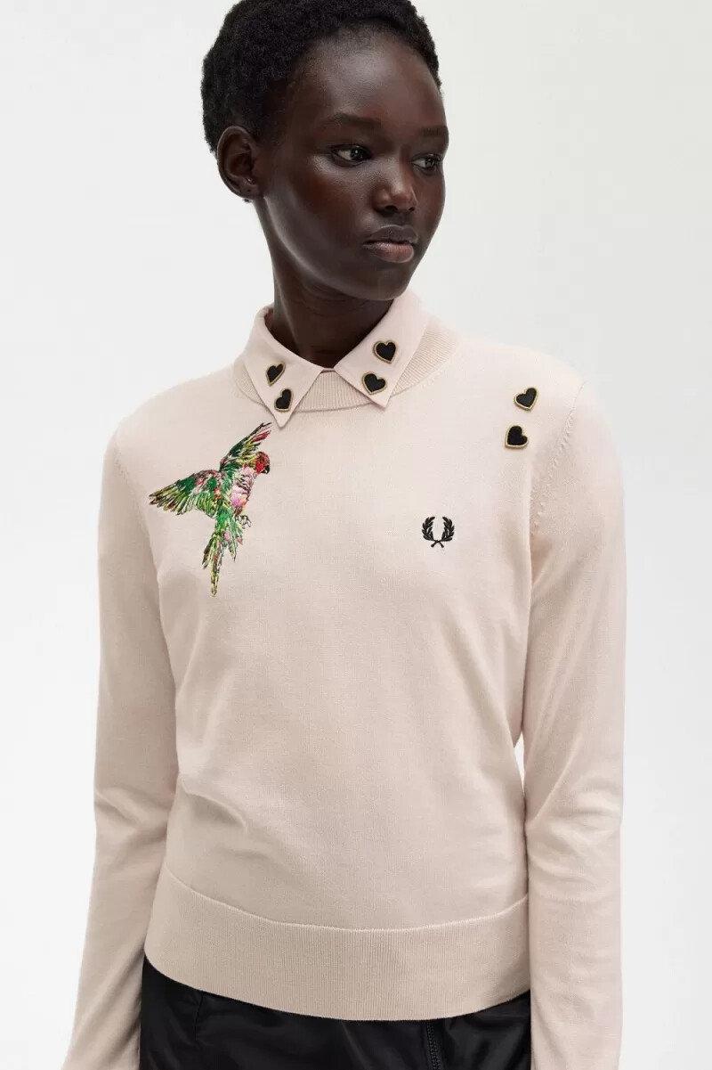 jersey bordado fred perry para mujer en rosa lechoso