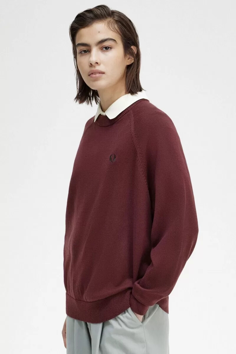jersey fred perry de cuello redondo para mujer en color sangre de buey