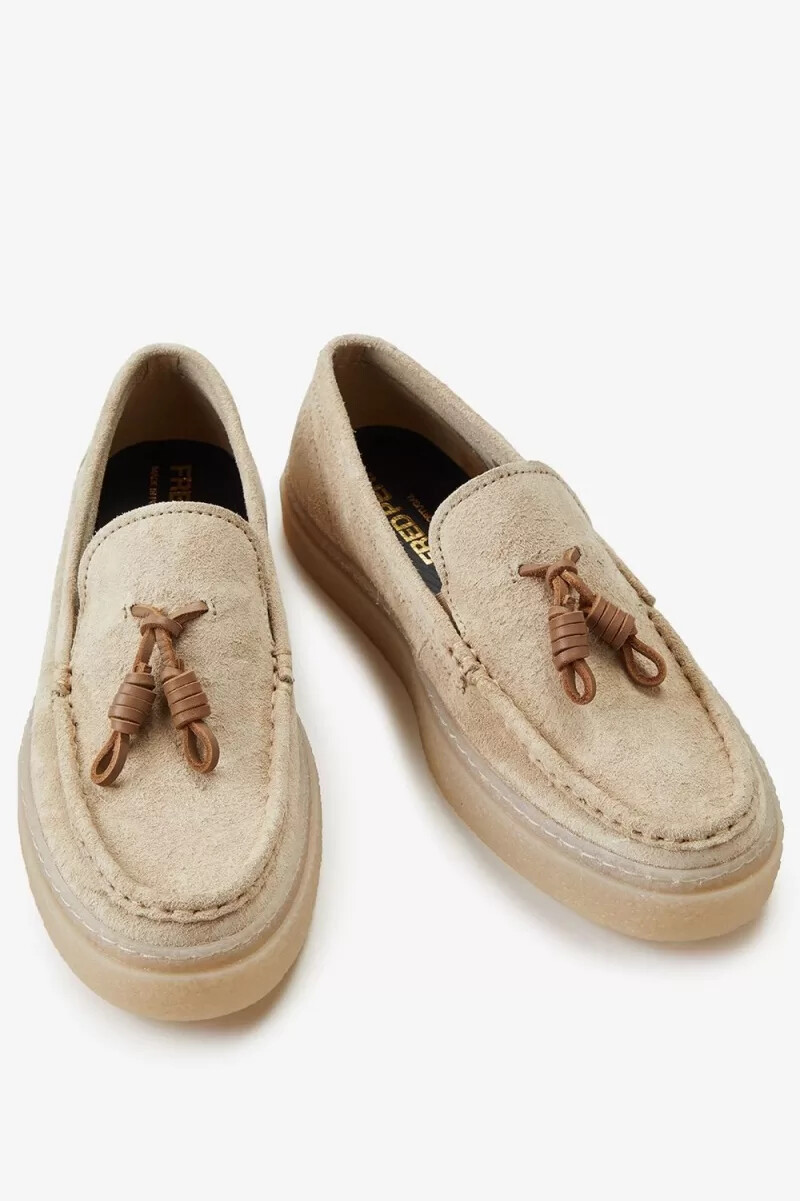 mocasines fred perry dawson con borlas para hombre en color avena