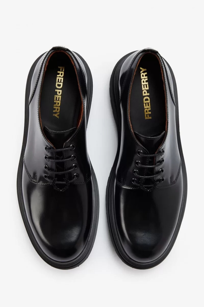 mocasines derby negros para mujer de fred perry