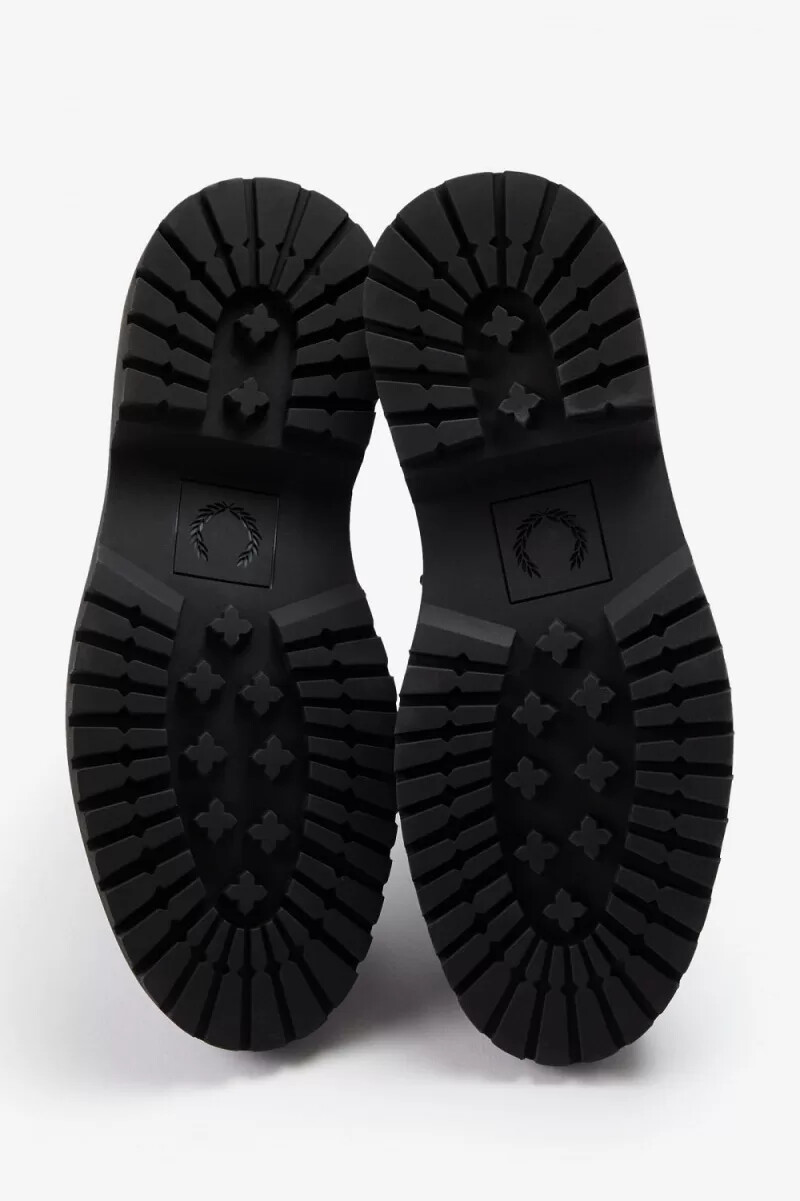 mocasines derby negros para mujer de fred perry