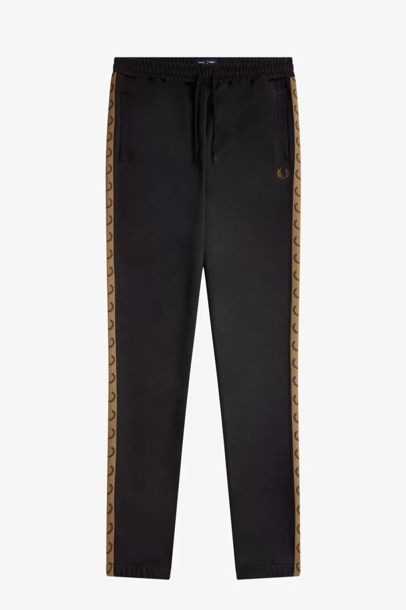 pantalones deportivos fred perry con cinta para hombre color negro y marrón