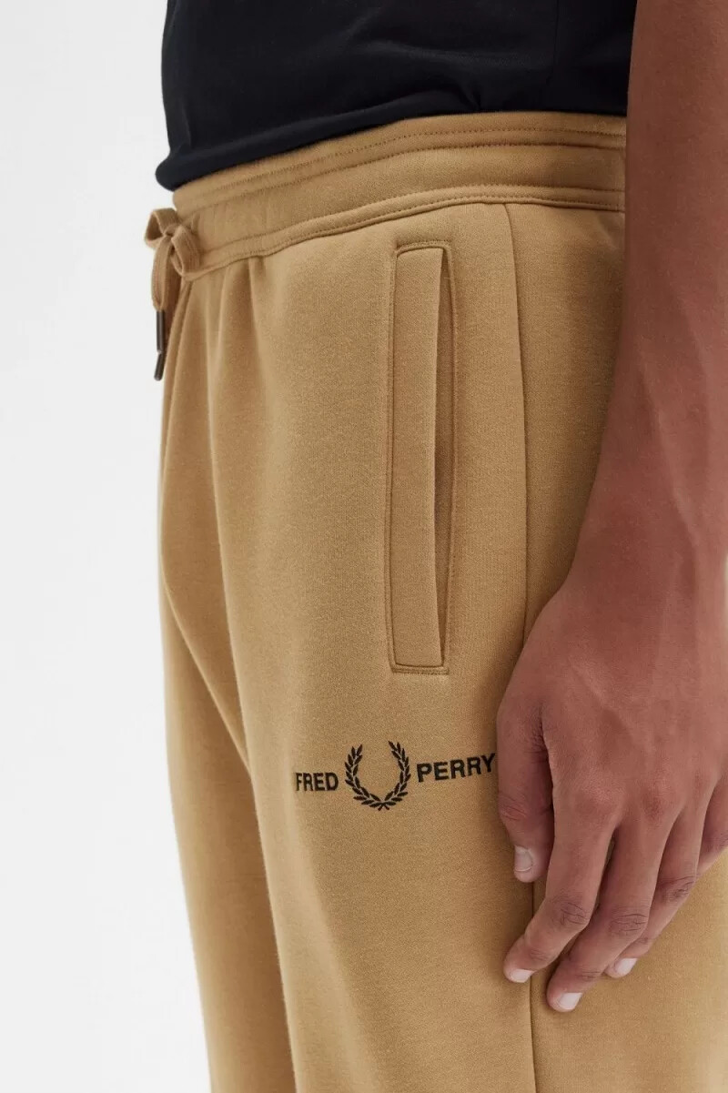 pantalones deportivos bordados fred perry para hombre color verde