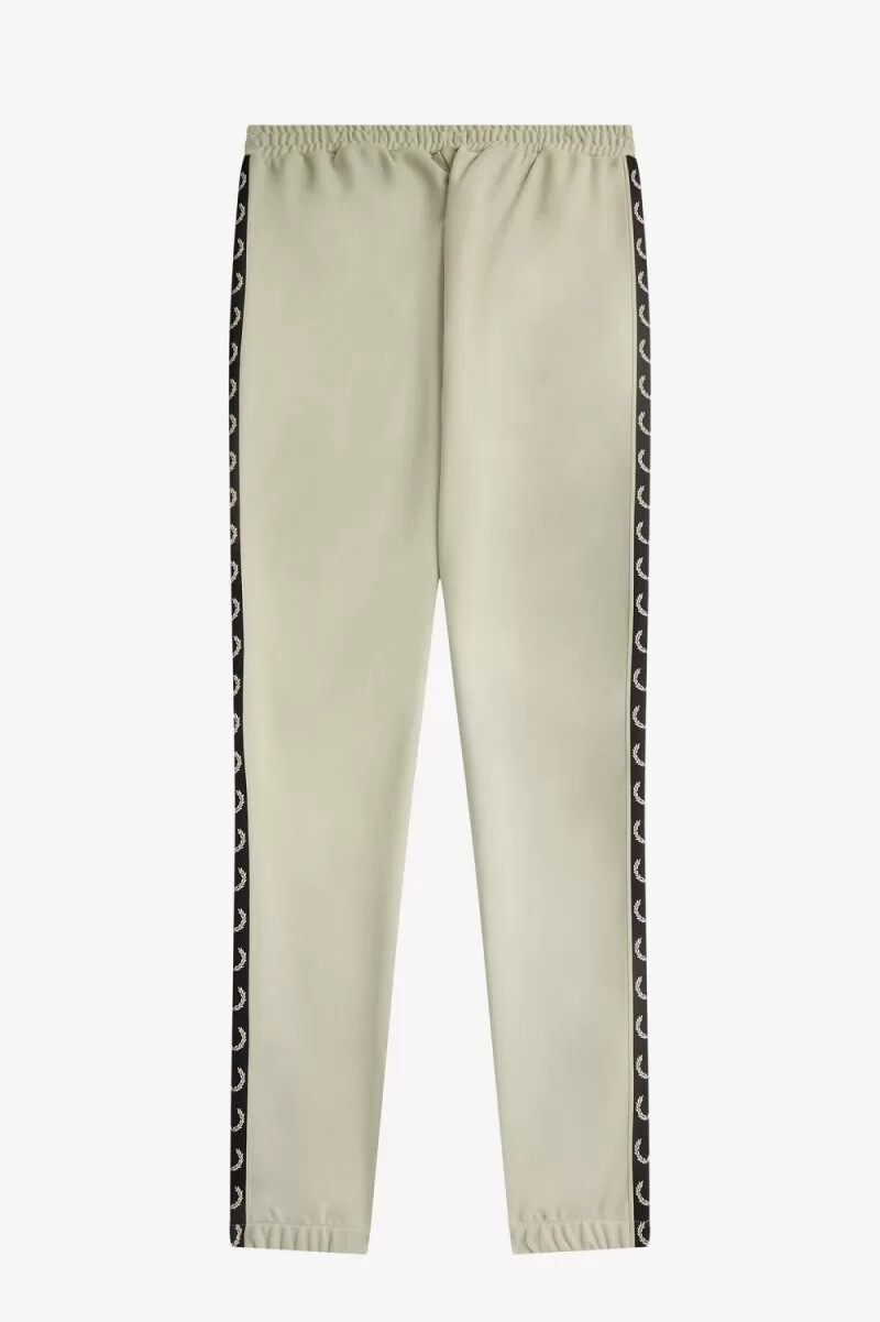pantalones deportivos fred perry taped track para hombre color negro menta claro