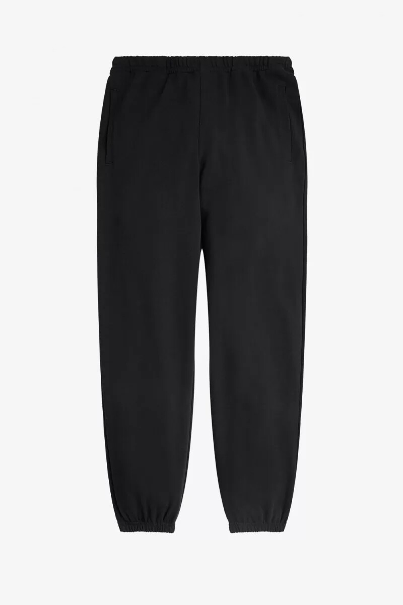 pantalones deportivos negros con detalle de insignia de fred perry para hombre