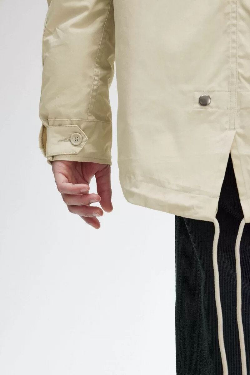 parka corta acolchada fred perry para hombre color menta claro