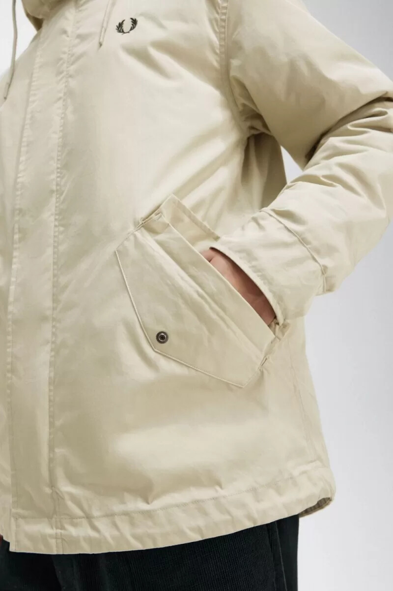 parka corta acolchada fred perry para hombre color menta claro