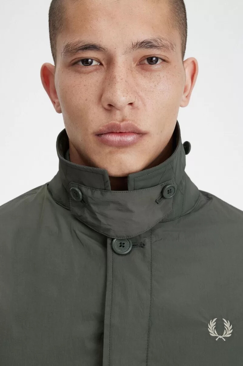 fred perry shell mac parka para hombre verde campo