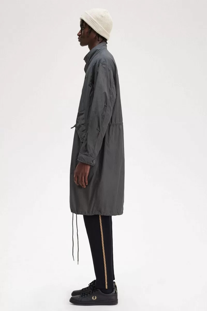 parka fred perry con dobladillo recto para hombre en color bronce