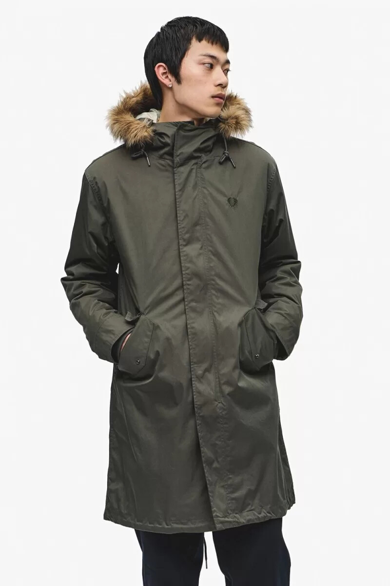 parka fred perry con forro interior y cremallera para hombre color verde campo
