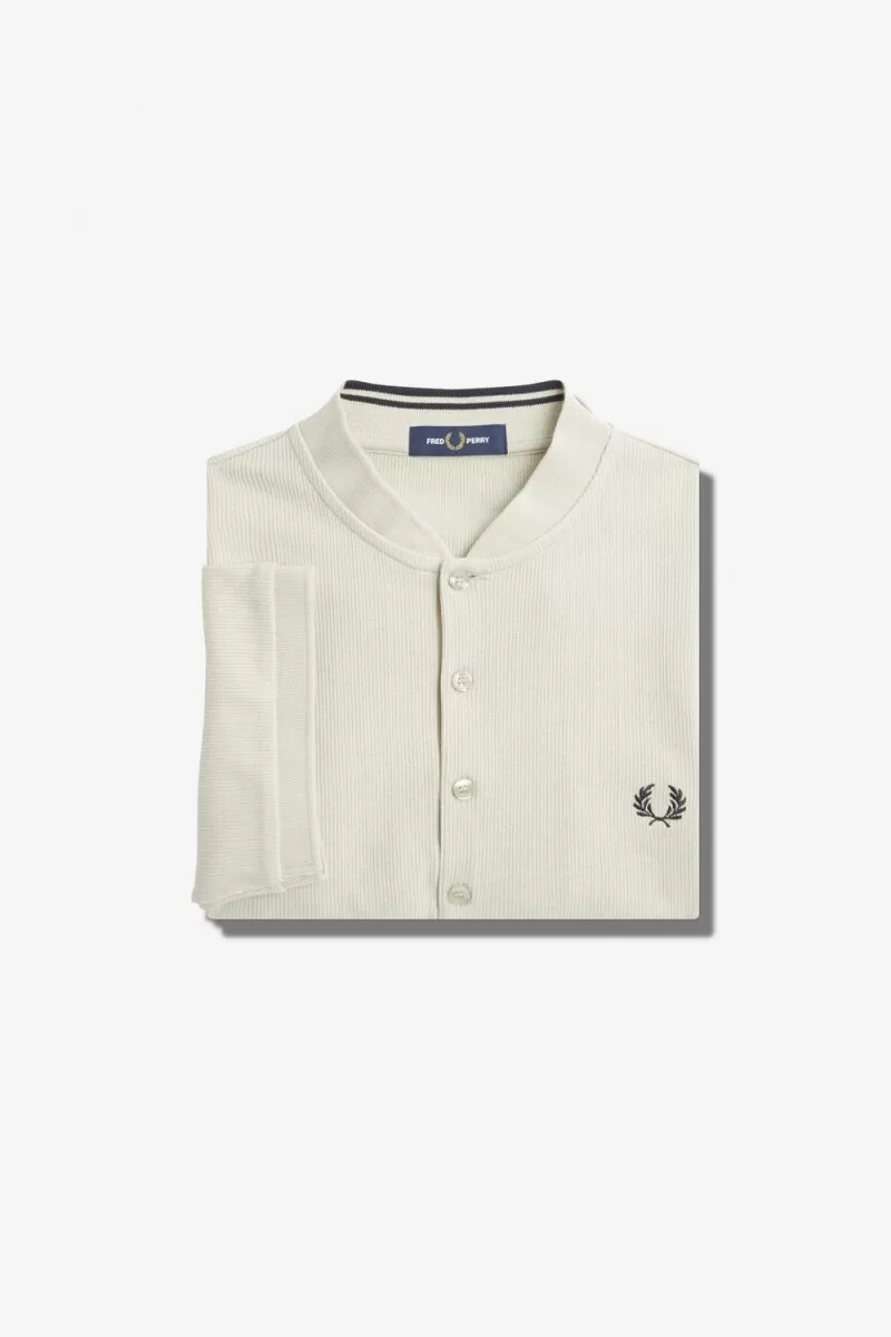 polo fred perry henley para hombre en color menta claro