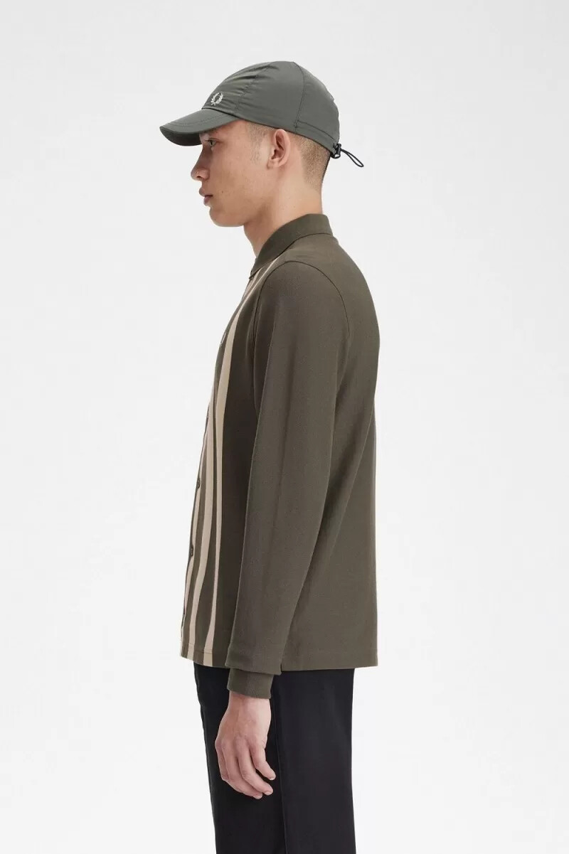 polo de manga larga con rayas degradadas de fred perry para hombre verde campo