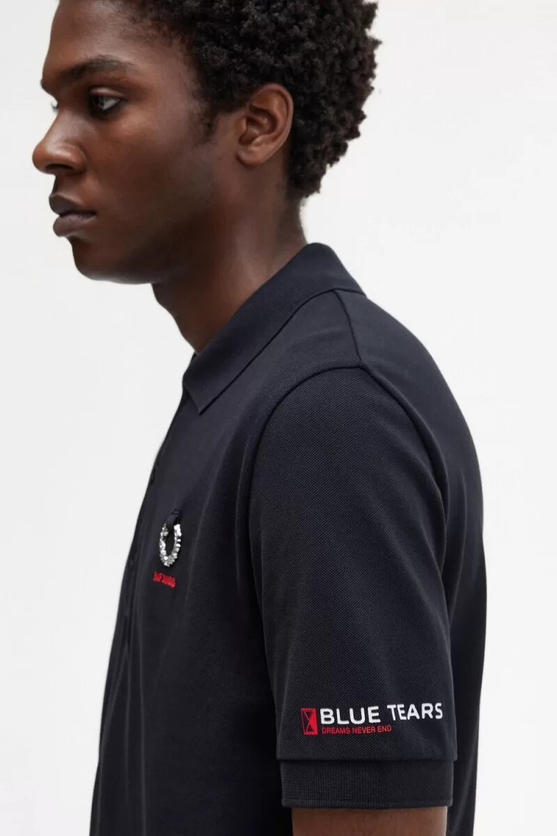 polo fred perry con mangas estampadas para hombre color negro