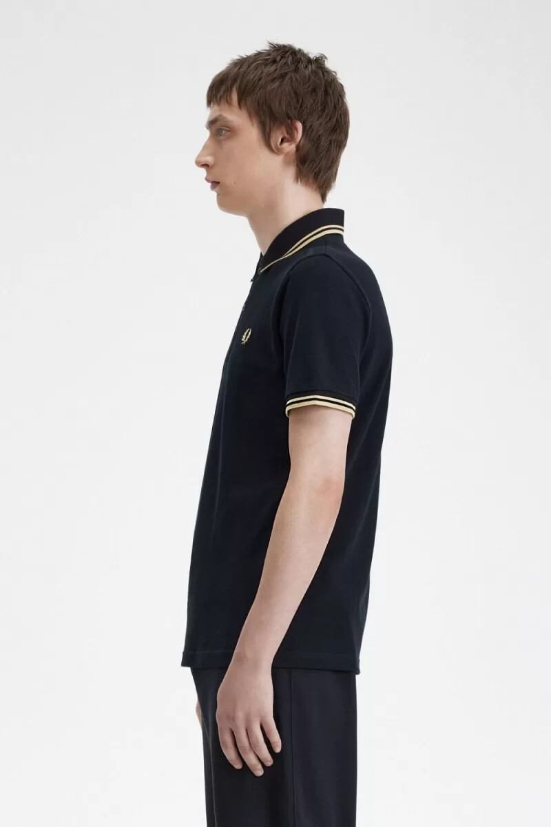 polo fred perry tokyo m12 para hombre color negro champán