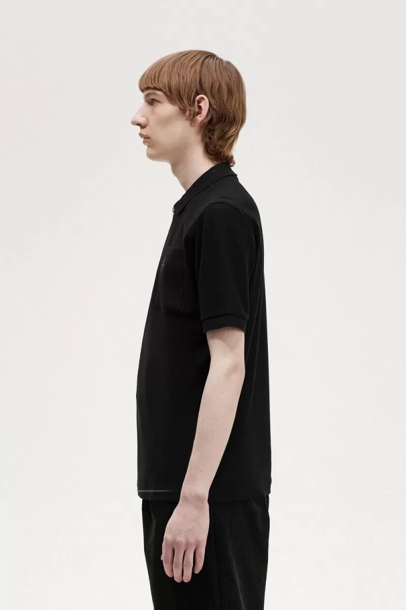 polo fred perry con cuello con cremallera y textura para hombre color negro