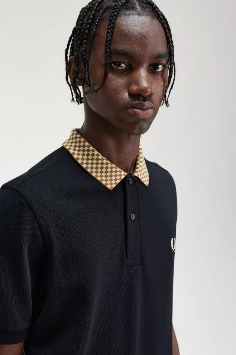 polo fred perry con cuello de cuadros para hombre color negro