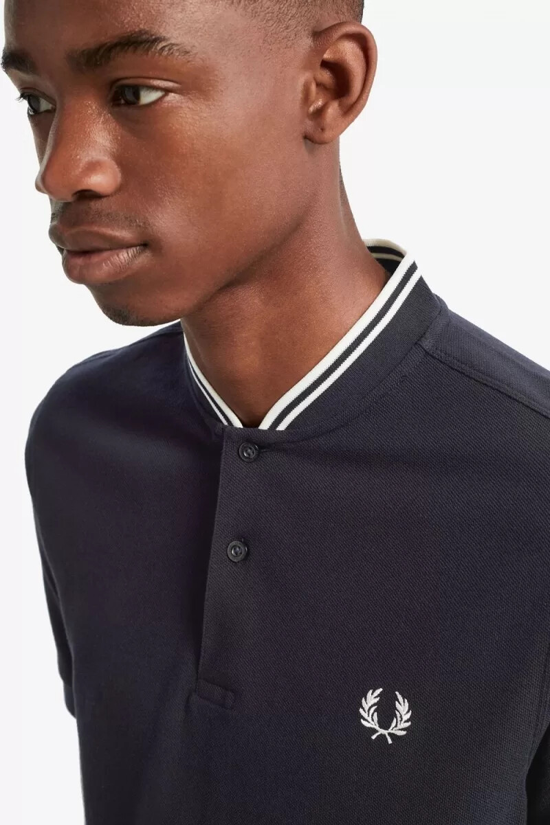 polo fred perry con cuello bombardero para hombre azul marino